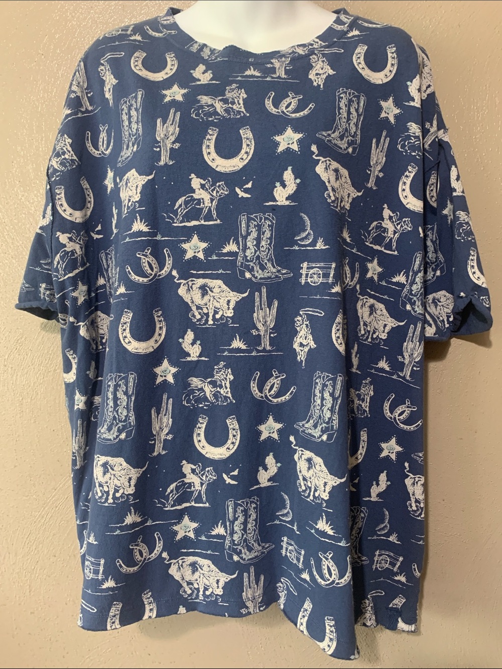 Free People We The Free size L Western Themed  Short-Sleeve Blue Tee